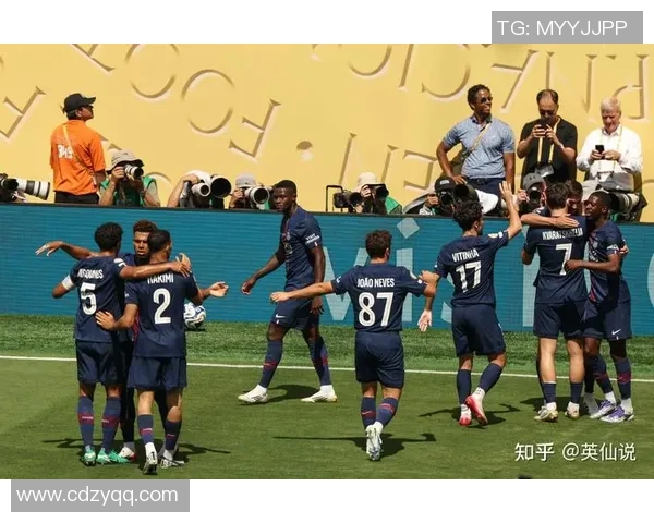 世界杯冷门时刻皇马与巴黎圣日耳曼战成平局引发全场震惊