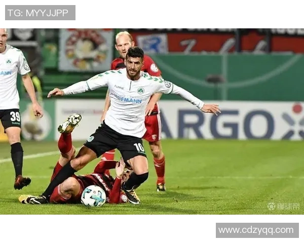 足总杯经典对决皇马逆转AC米兰全场沸腾战术解析 足总杯经典对决皇马逆转AC米兰全场沸腾战术解析